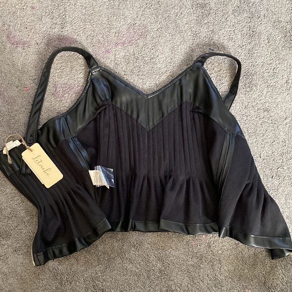 Letinebe (Anthropologie brand) NWT Leather like camisole or bustier style top - Picture 4 of 4